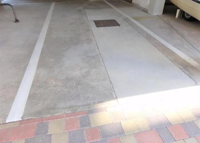 Flat In Seafront With Parking Bibione