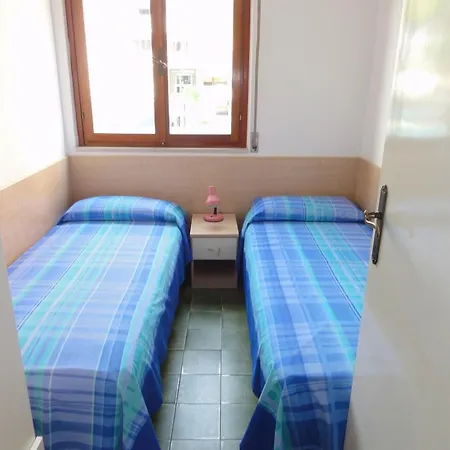 Flat In Seafront With Parking Apartment Bibione