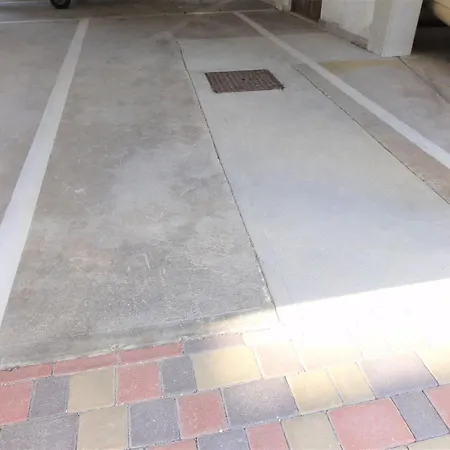 Flat In Seafront With Parking Бибионе